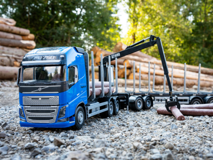 volvo fh16 750 lesovoz prives 1